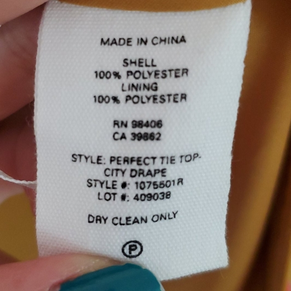 Theory Perfect Tie Top - Picture 6 of 6